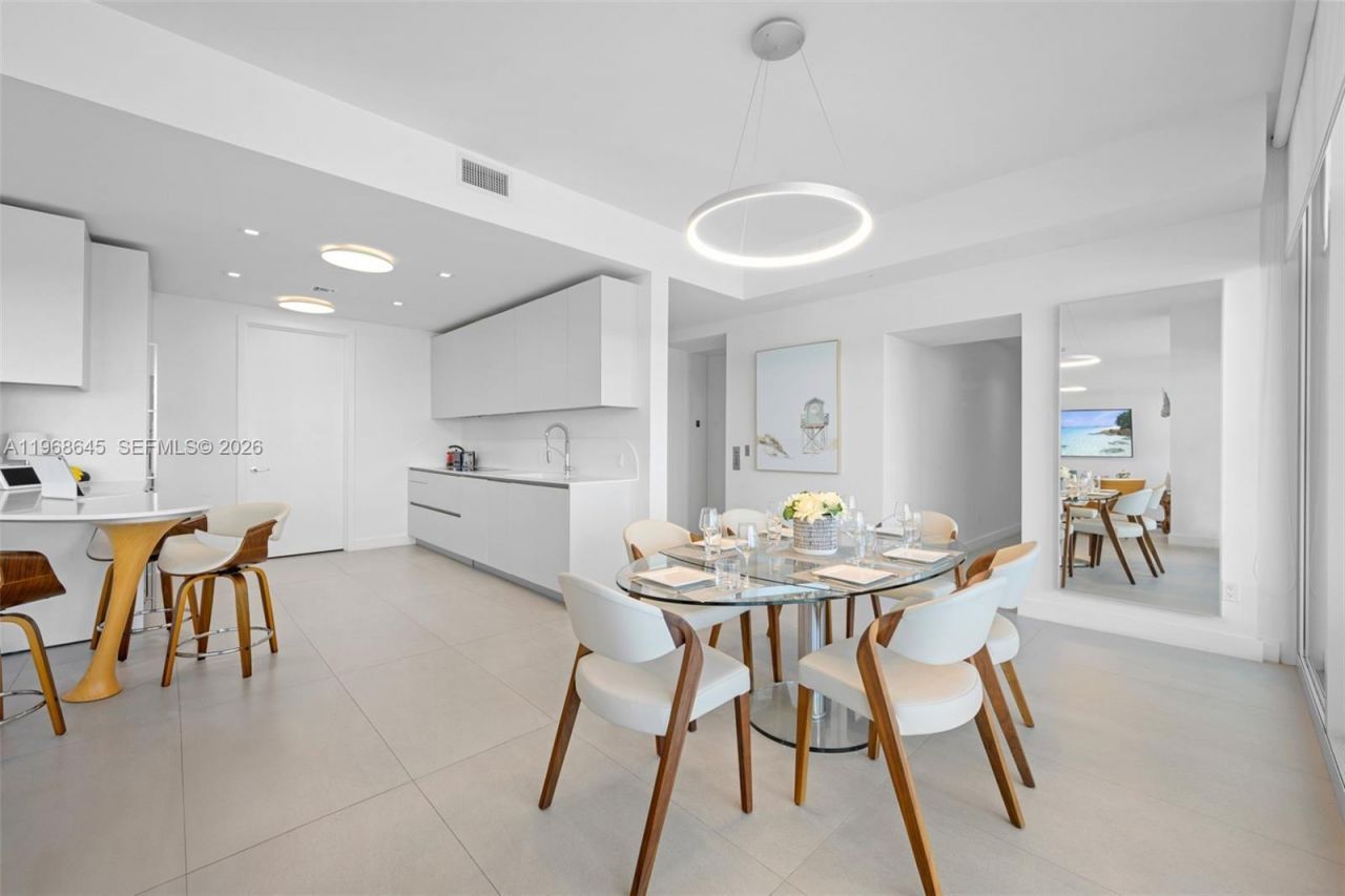 16901 Collins Ave, Unit 602, Sunny Isles Beach, FL 33160 Photo