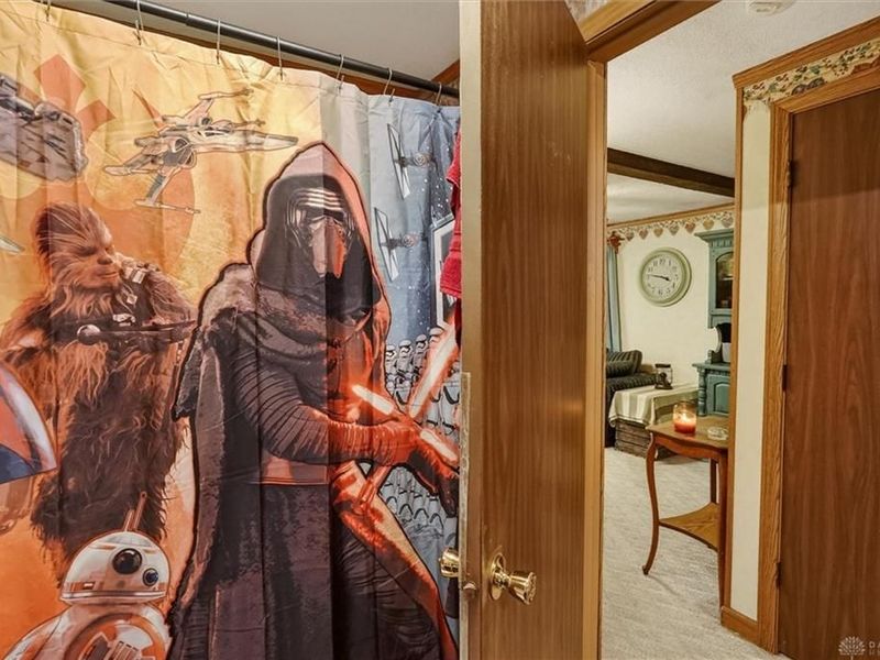 251 E 1st Street, London, OH 43140 Photo 15