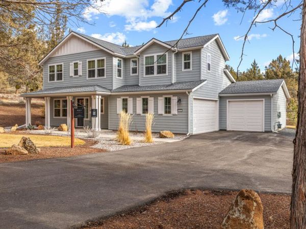 5722 Engleman Spruce Way, Klamath Falls, OR 97601