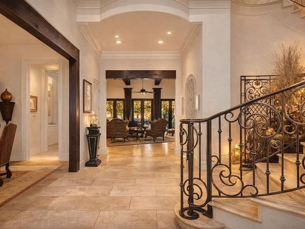 6725 Northwood Road, Dallas, TX 75225