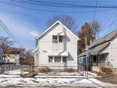 3180 W 46th Street, Cleveland, OH 44102