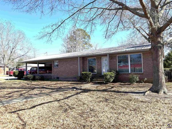 216 E Peter Street, Cochran, GA 31014