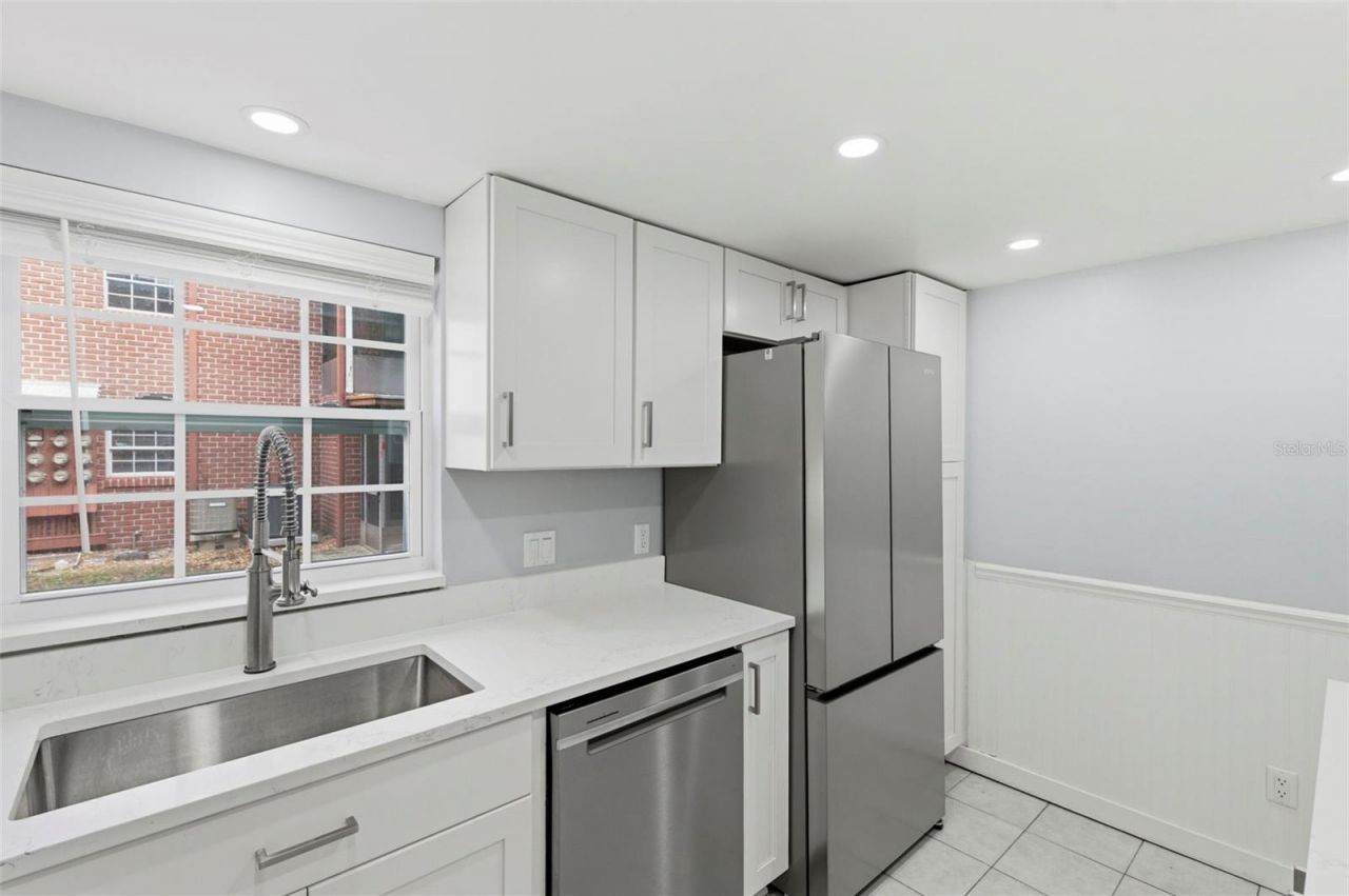 1125 83rd Avenue N, Unit A, Saint Petersburg, FL 33702 Photo