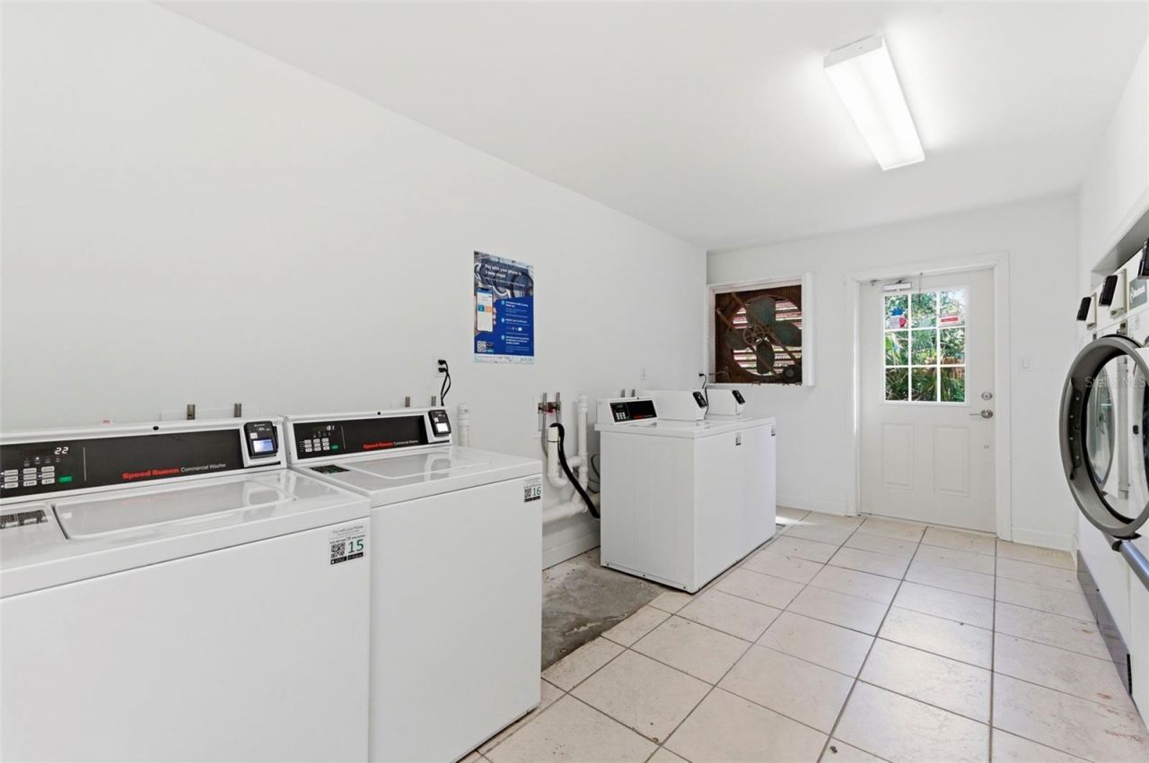 1125 83rd Avenue N, Unit A, Saint Petersburg, FL 33702 Photo