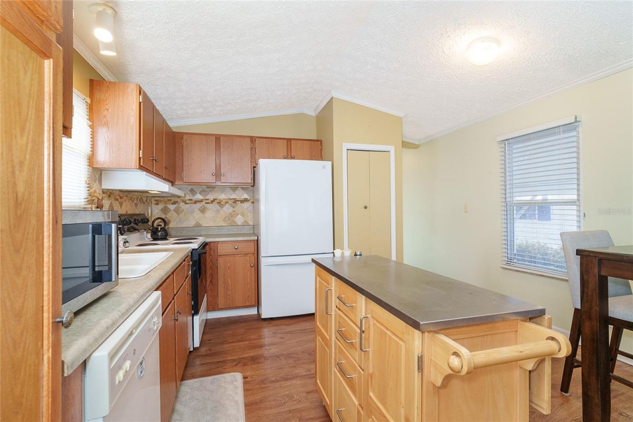 8320 Riverside Drive, Unit 94, Punta Gorda, FL 33982 Photo