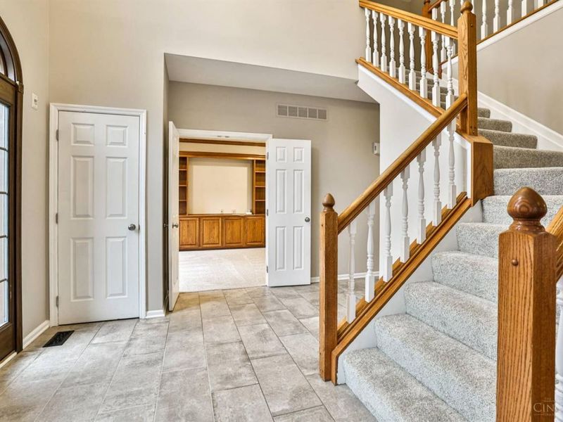 1118 Glen Echo Lane, Miami Twp, OH 45150 Photo 2