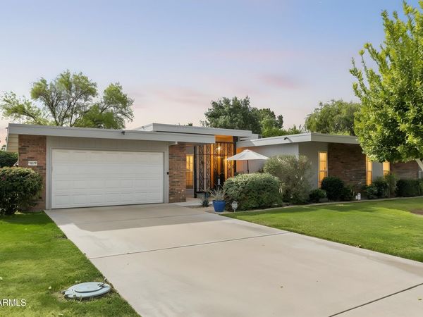 10333 W HIGHWOOD Lane, Sun City, AZ 85373