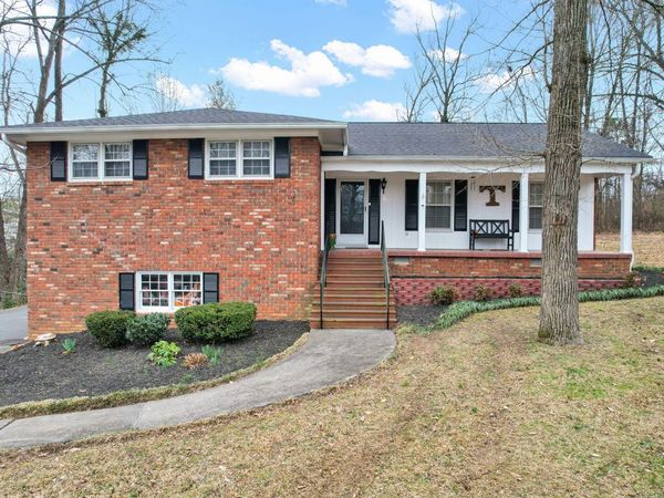 2112 Oakland Drive NW, Cleveland, TN 37311