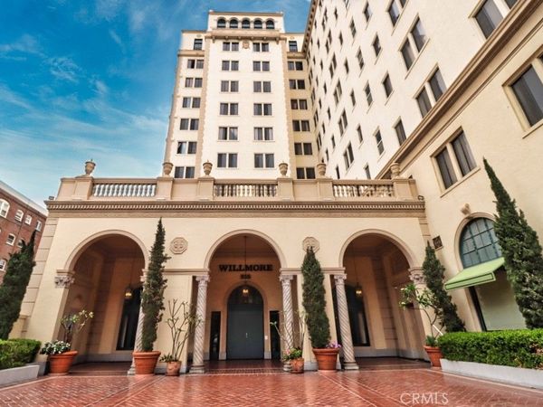 315 W 3rd Street, Unit 1006, Long Beach, CA 90802