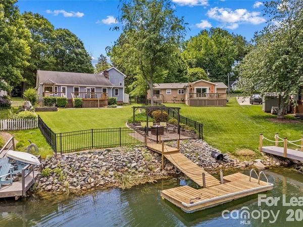 21112 Rio Oro Drive, Cornelius, NC 28031