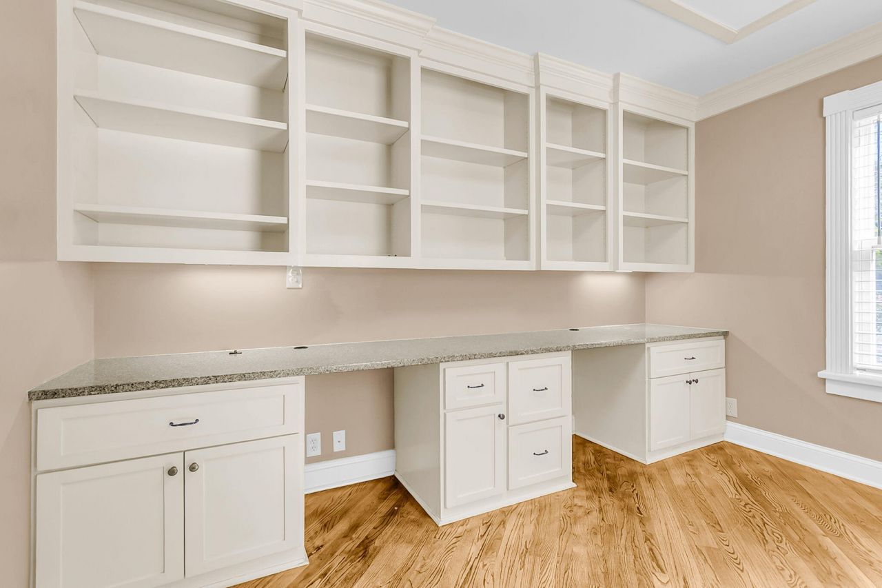 6911 Buckhorn Road Photo 14