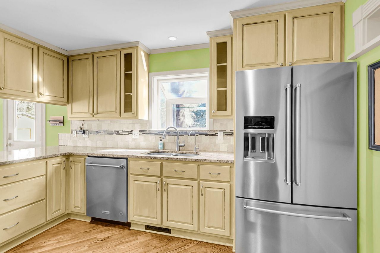 6911 Buckhorn Road Photo 22