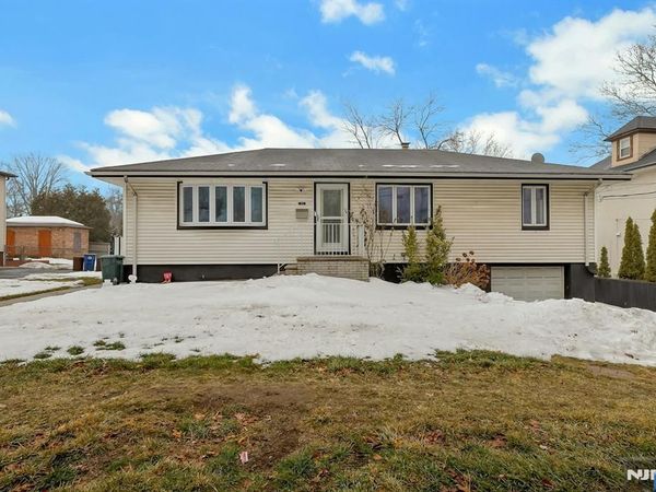 14 Passaic Avenue, Hasbrouck Heights, NJ 07604