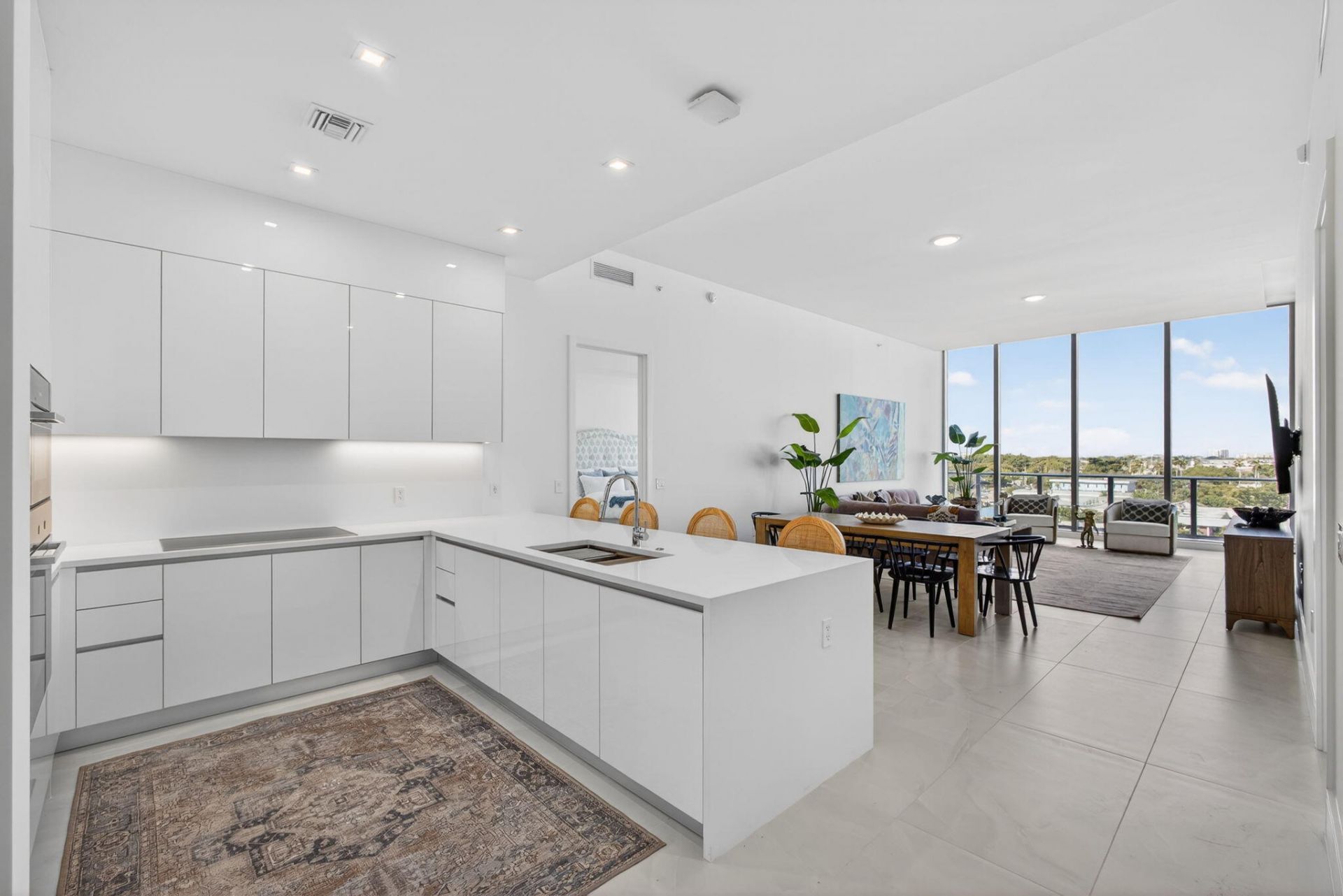 220 Lake Shore Drive, Unit 605, Lake Park, FL 33403 Photo