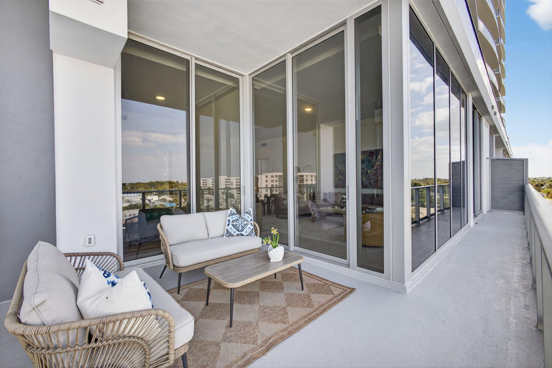 220 Lake Shore Drive, Unit 605, Lake Park, FL 33403 Photo