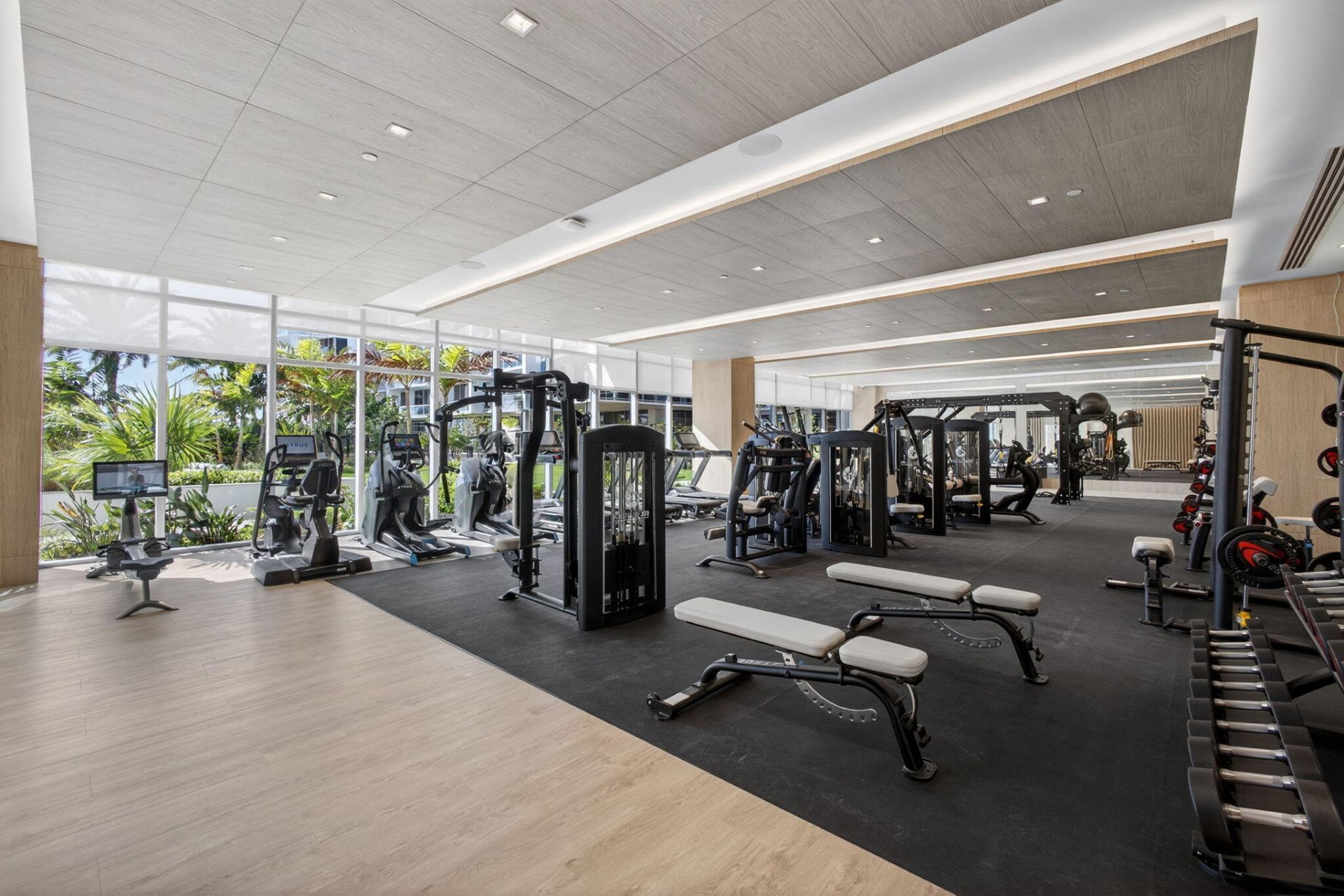 220 Lake Shore Drive, Unit 605, Lake Park, FL 33403 Photo