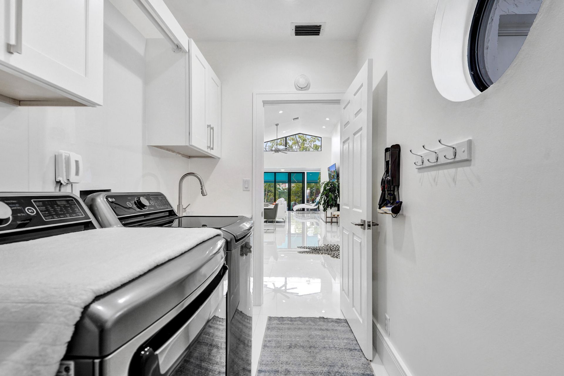 5851 NW 21st Avenue, Boca Raton, FL 33496 Photo