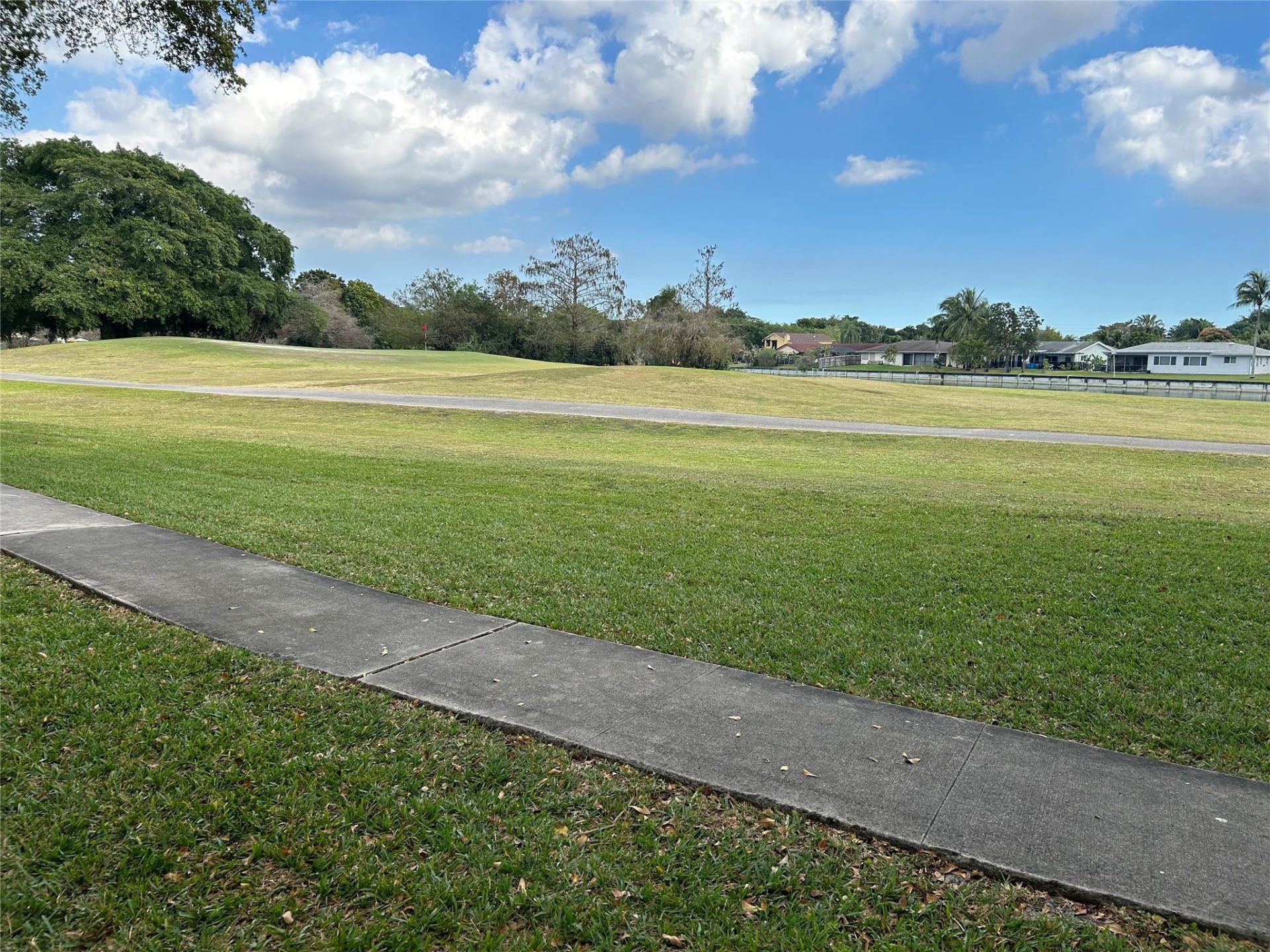 9080 Lime Bay, Unit 305, Tamarac, FL 33312 Photo