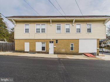 246 S FAIRVIEW AVENUE, Unit B, UPPER DARBY, PA 19082