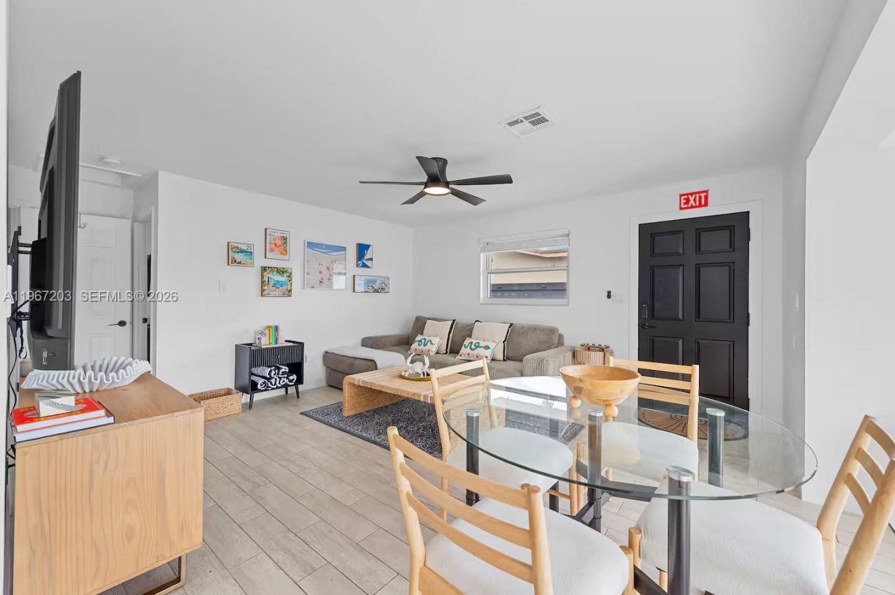 1469 NW 10th St, Dania Beach, FL 33004 Photo