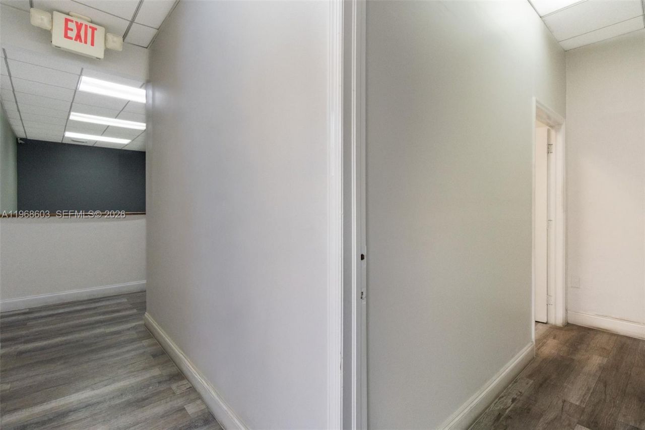 3337 NW 74th Ave, Unit 3337, Miami, FL 33122 Photo