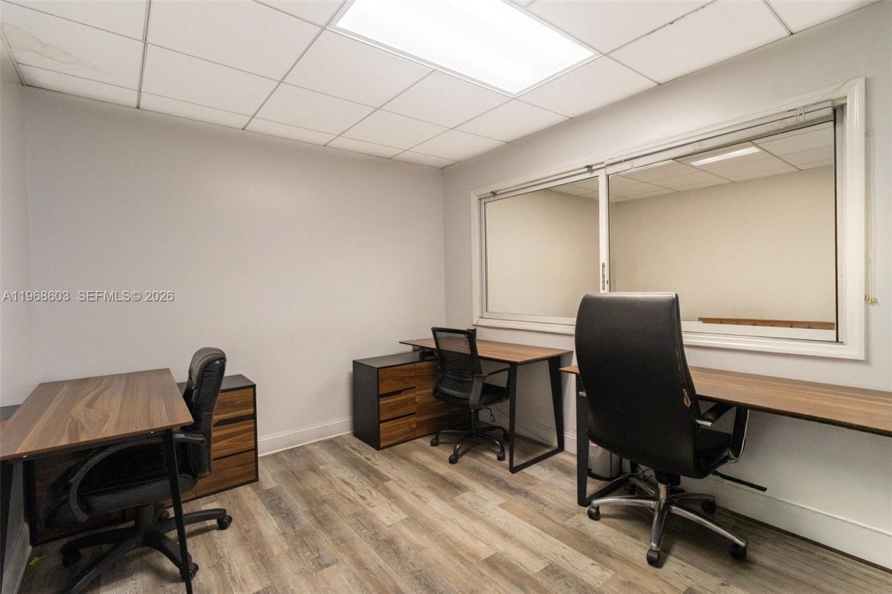 3337 NW 74th Ave, Unit 3337, Miami, FL 33122 Photo