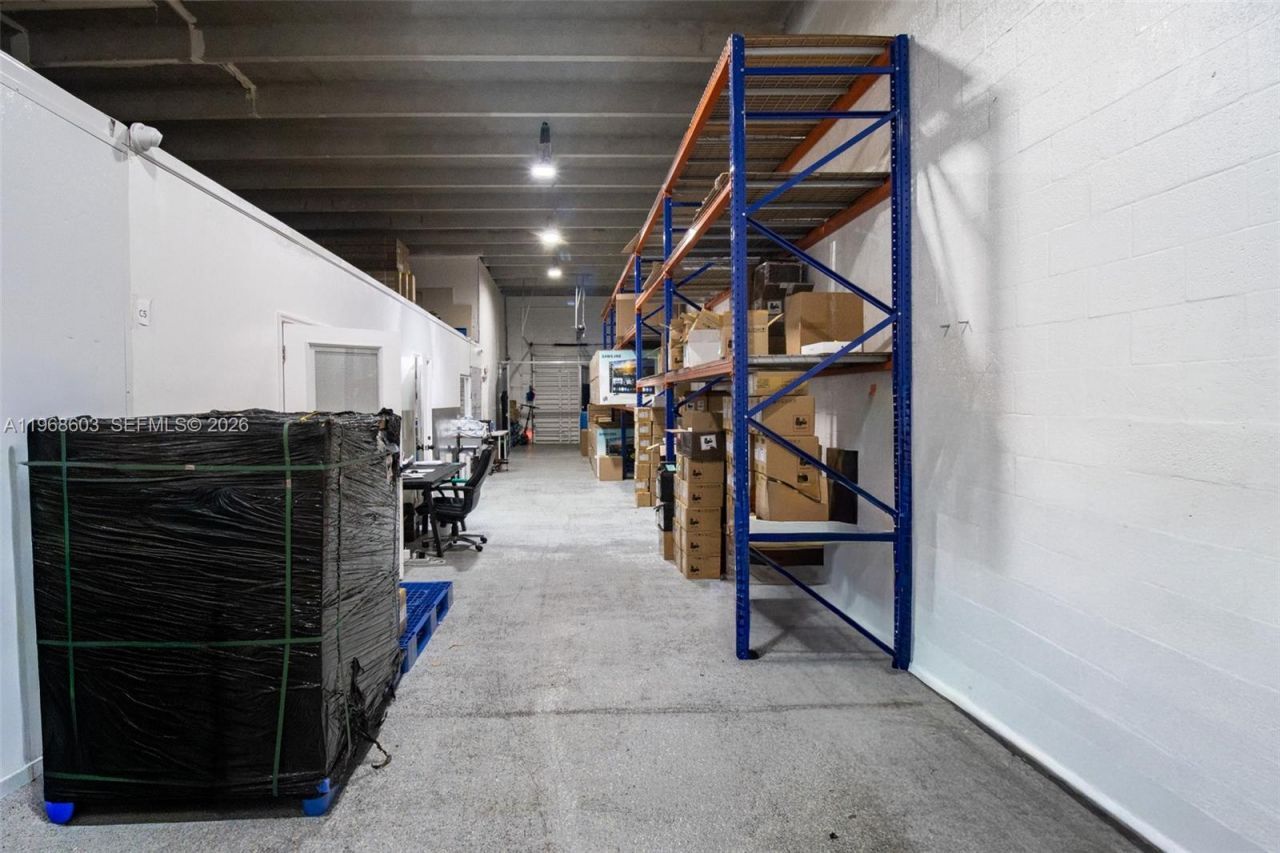 3337 NW 74th Ave, Unit 3337, Miami, FL 33122 Photo