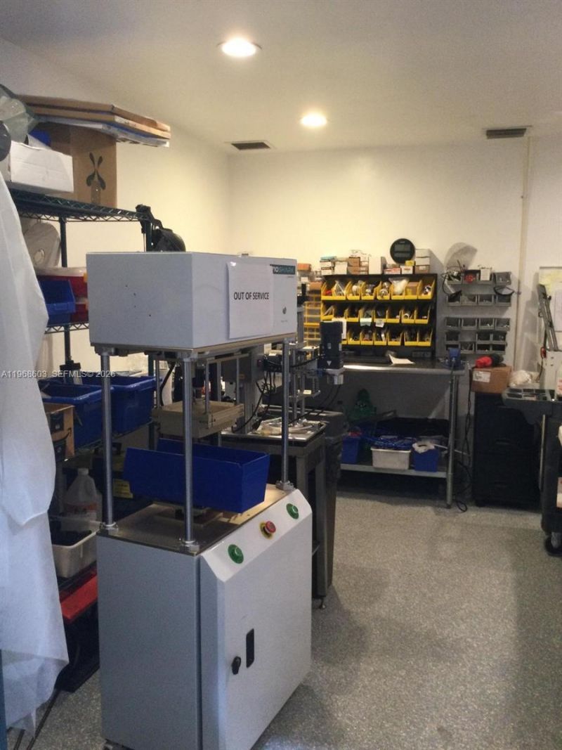 3337 NW 74th Ave, Unit 3337, Miami, FL 33122 Photo