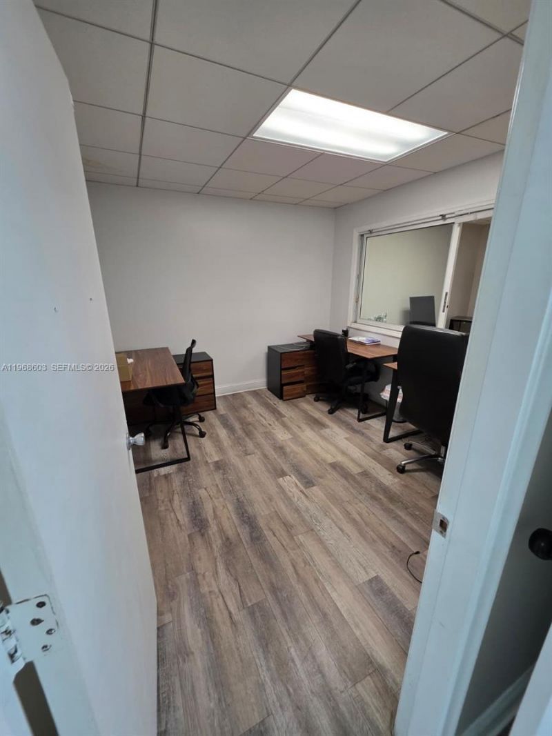 3337 NW 74th Ave, Unit 3337, Miami, FL 33122 Photo