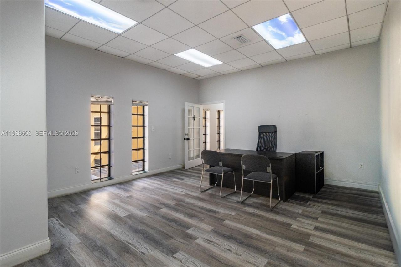 3337 NW 74th Ave, Unit 3337, Miami, FL 33122 Photo