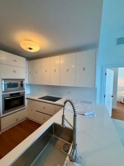 6799 Collins Ave , Unit 412, Miami Beach, FL 33141 Photo