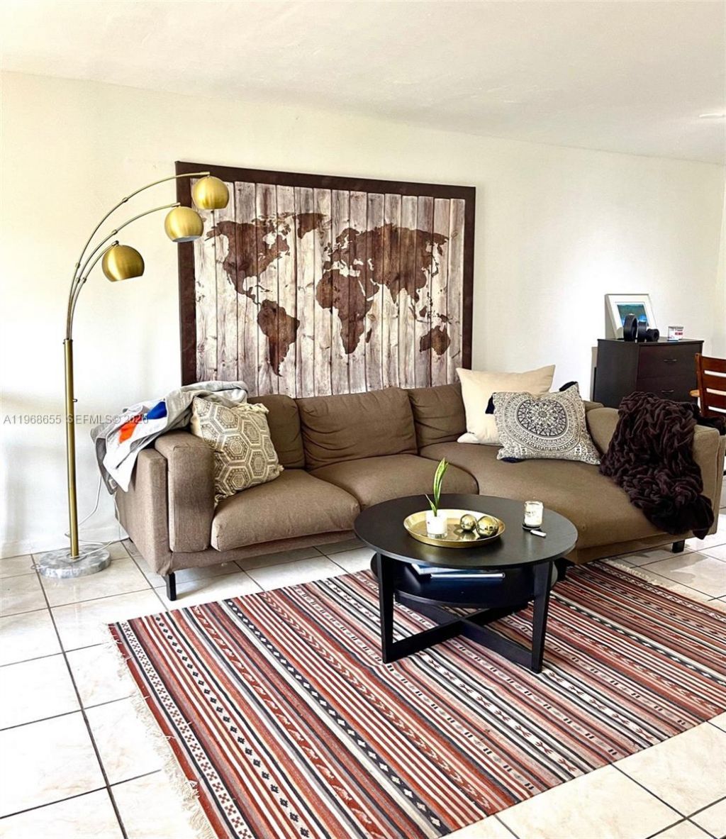 10253 NW 9th Street Cir, Unit 204-6, Miami, FL 33172 Photo