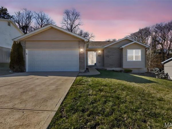 2361 Arkansas Drive, High Ridge, MO 63049