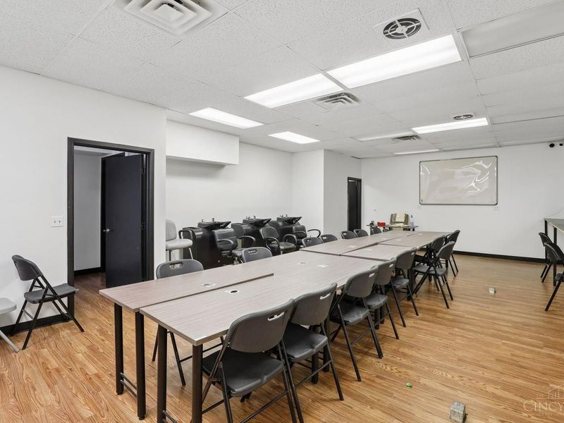 125 E 2nd Street, Dayton, OH 45402 Photo 17