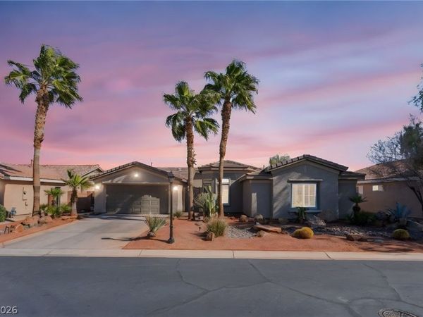 8416 Willow Cabin Street, Las Vegas, NV 89131