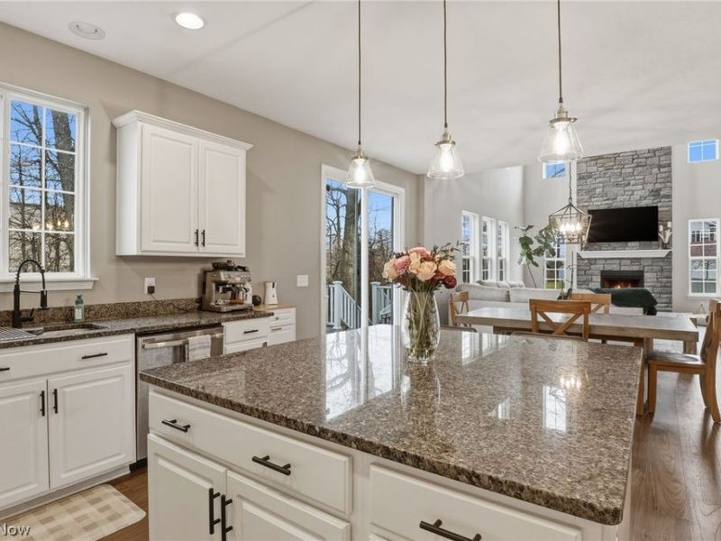 32895 Rebecca Lane, Avon Lake, OH 44012 Photo 14