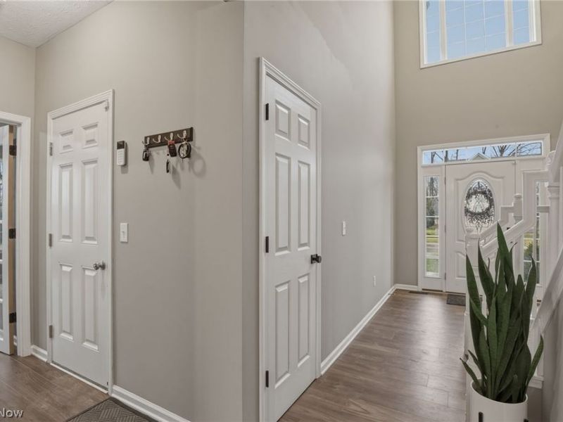 32895 Rebecca Lane, Avon Lake, OH 44012 Photo 4