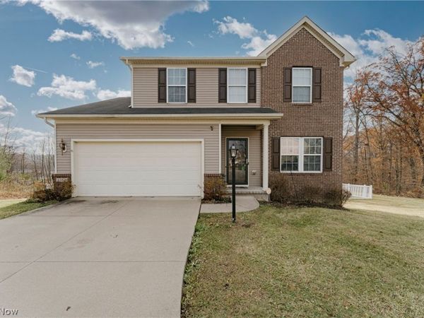 6382 Stonehaven Lane, Bedford Heights, OH 44146