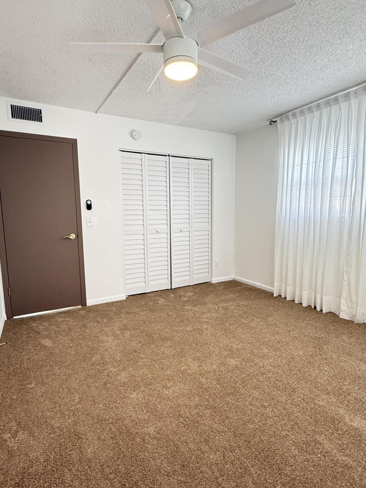 402 Brighton J, Unit J, Boca Raton, FL 33434 Photo