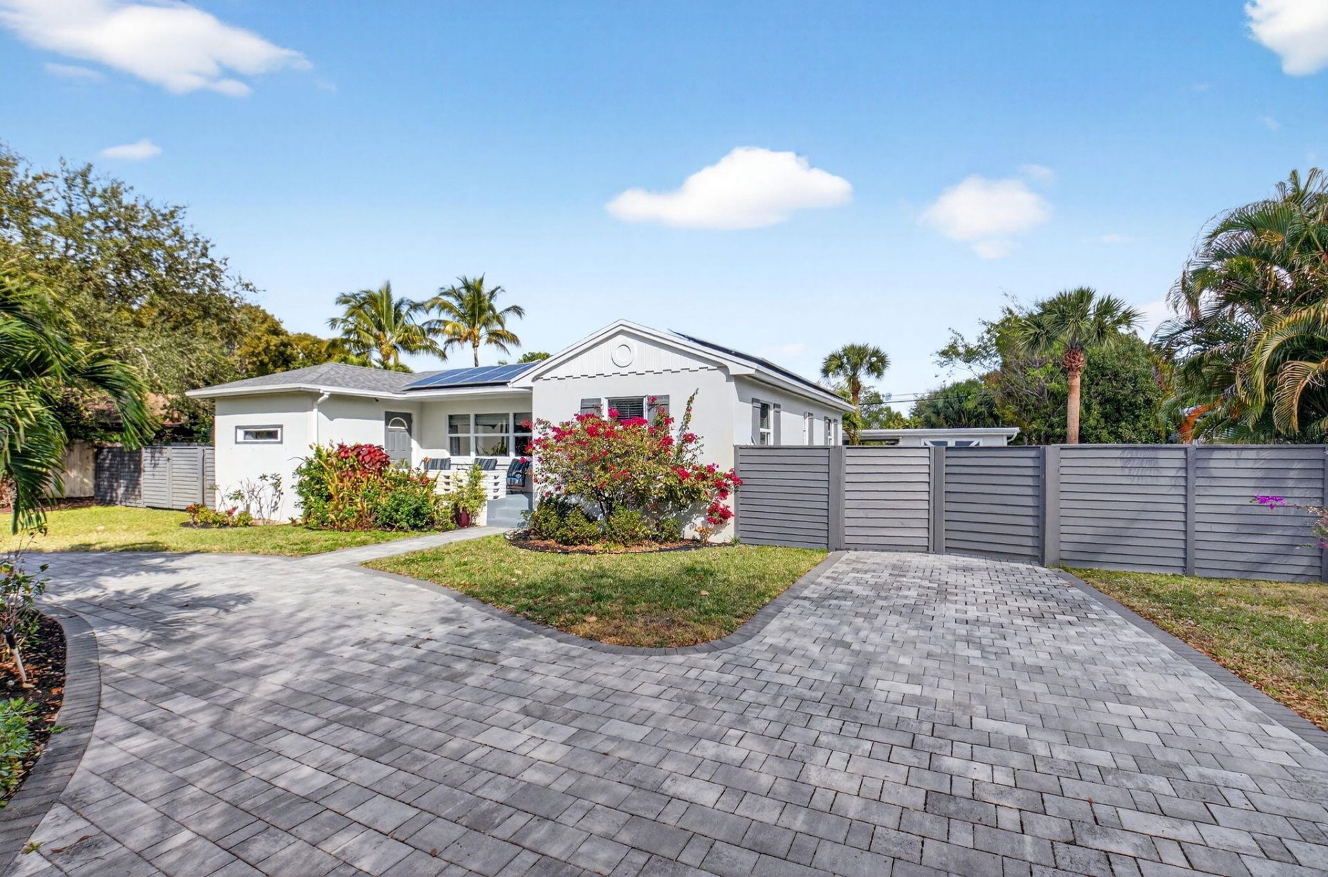 233 NE 12th Street Ne, Delray Beach, FL 33444 Photo