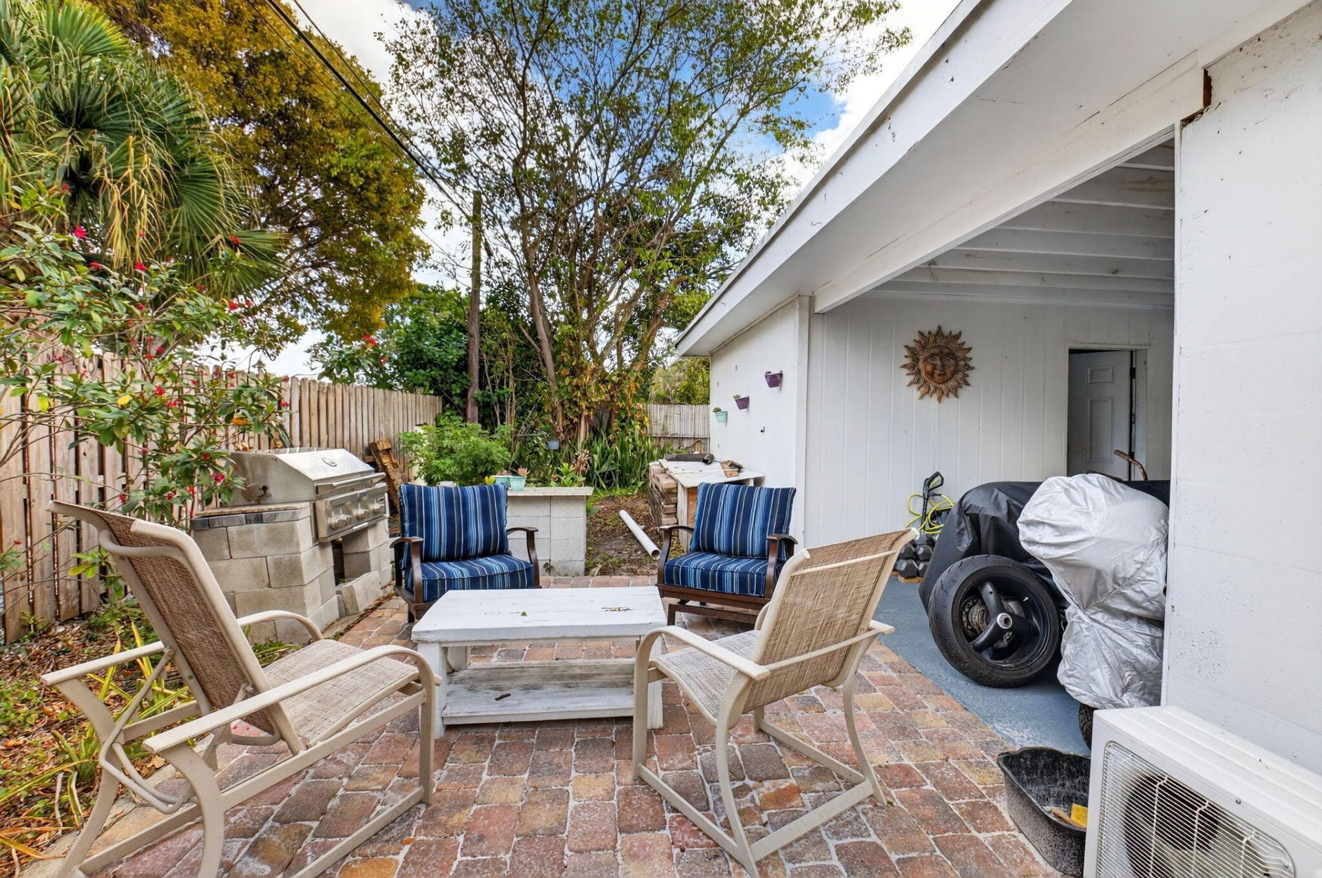 233 NE 12th Street Ne, Delray Beach, FL 33444 Photo