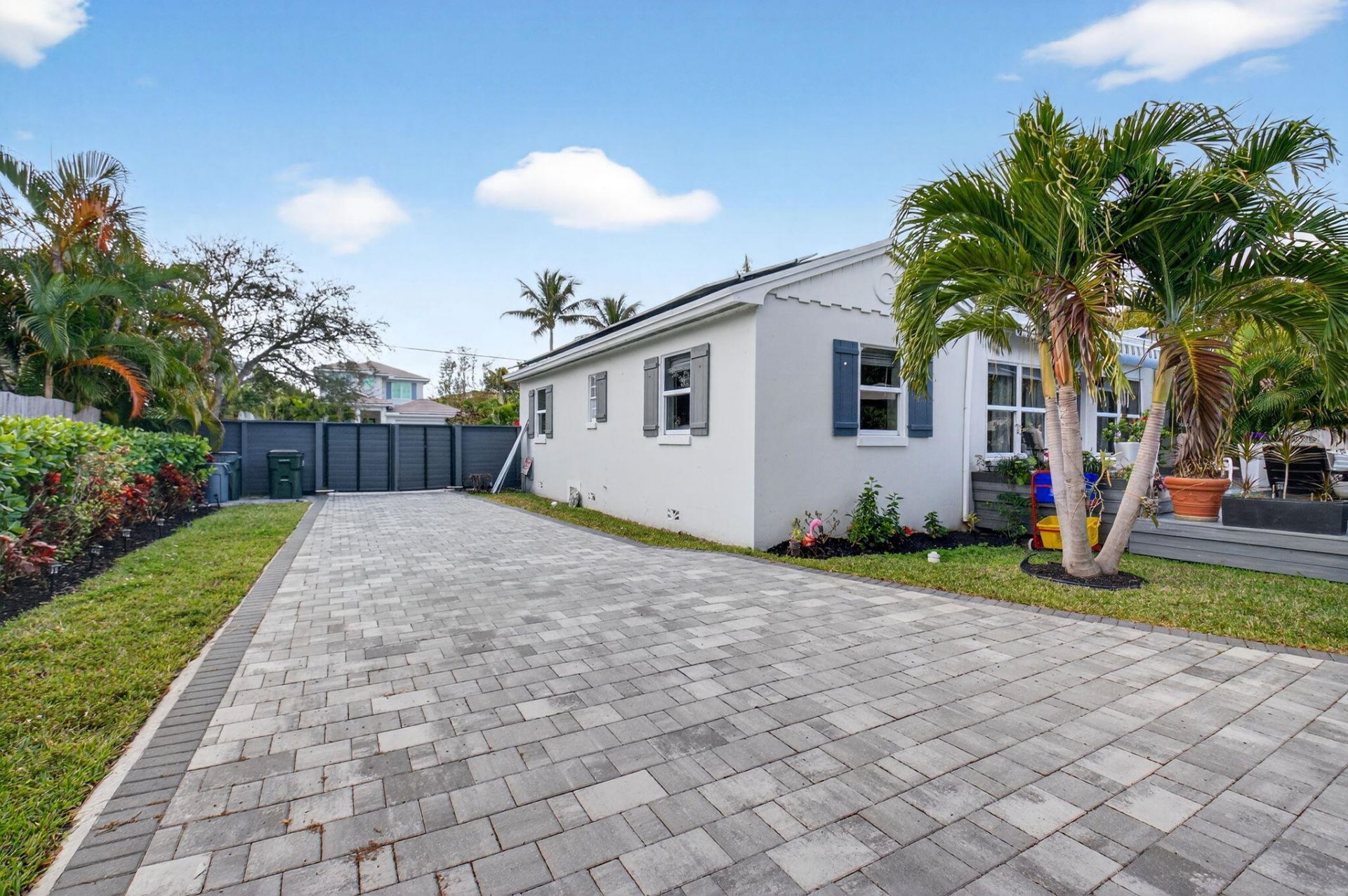 233 NE 12th Street Ne, Delray Beach, FL 33444 Photo