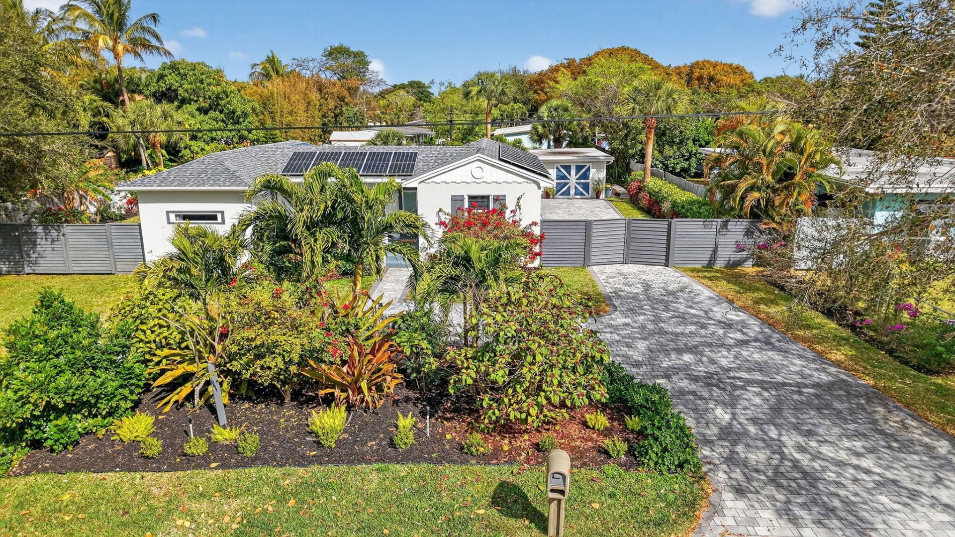 233 NE 12th Street Ne, Delray Beach, FL 33444 Photo