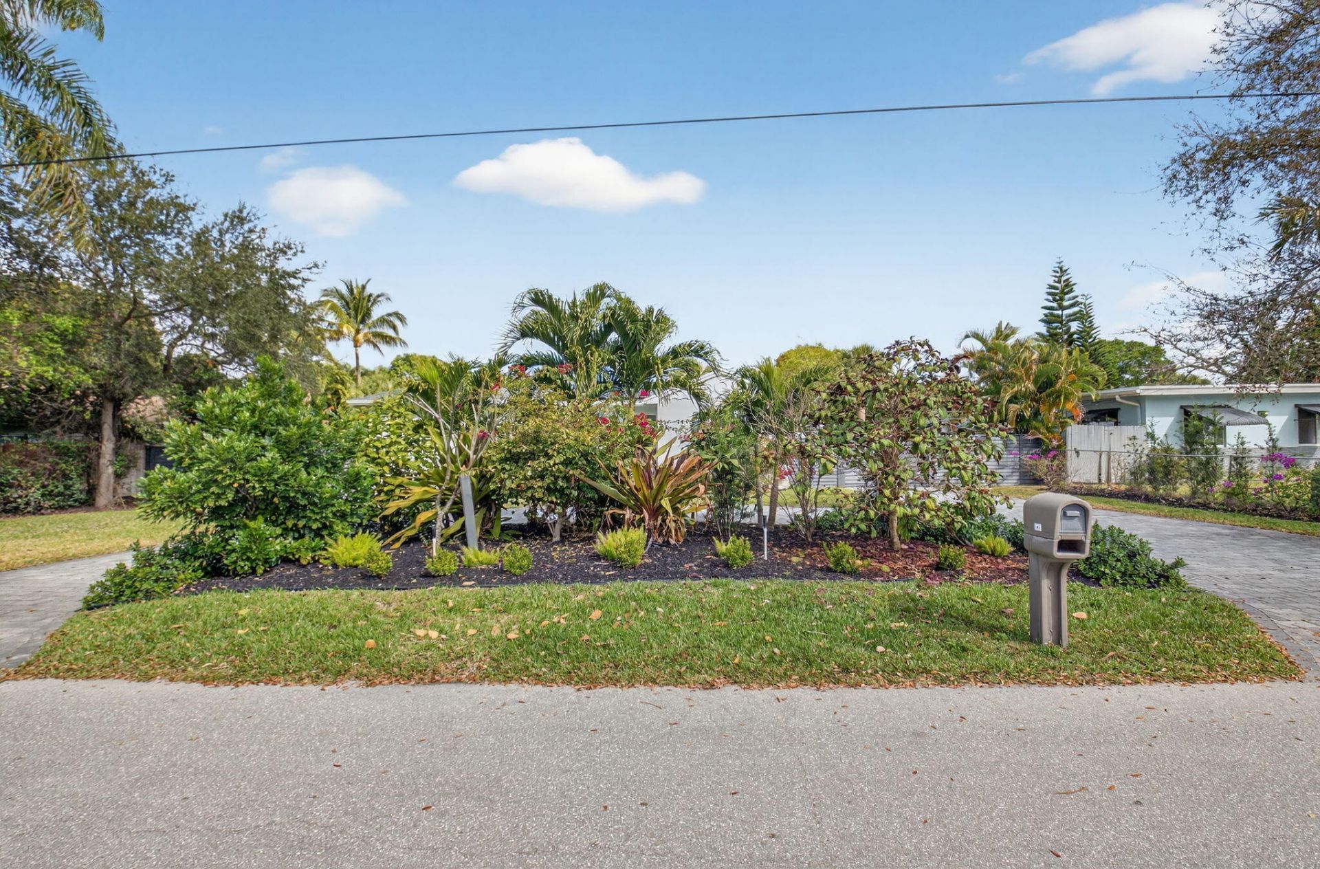 233 NE 12th Street Ne, Delray Beach, FL 33444 Photo