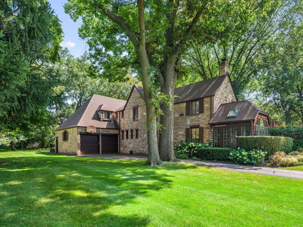 735 Grove Street, Glencoe, IL 60022