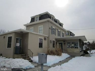 2557 HUNTINGDON PIKE , HUNTINGDON VALLEY, PA 19006