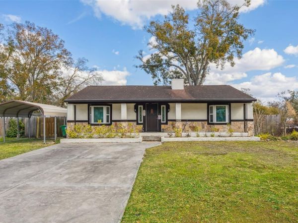 1023 N BASK DRIVE, TAMPA, FL 33603