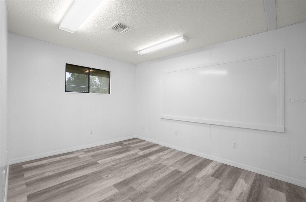 11840 N Angus Hills Terrace, Dunnellon, FL 34433 Photo