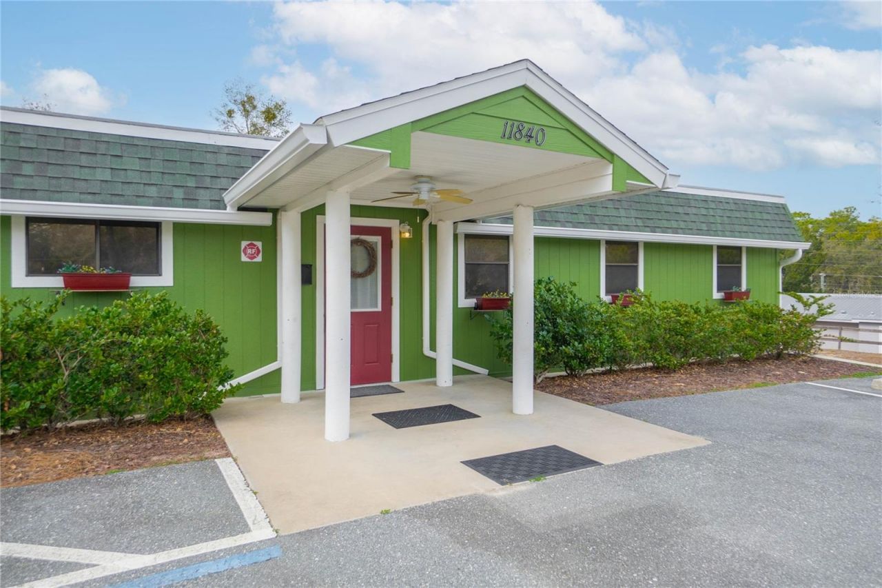 11840 N Angus Hills Terrace, Dunnellon, FL 34433 Photo
