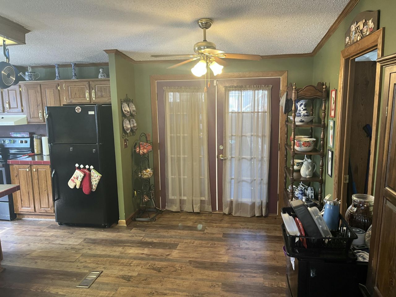 2637 Sidneys Road Photo 10